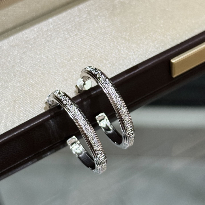 PIAGET